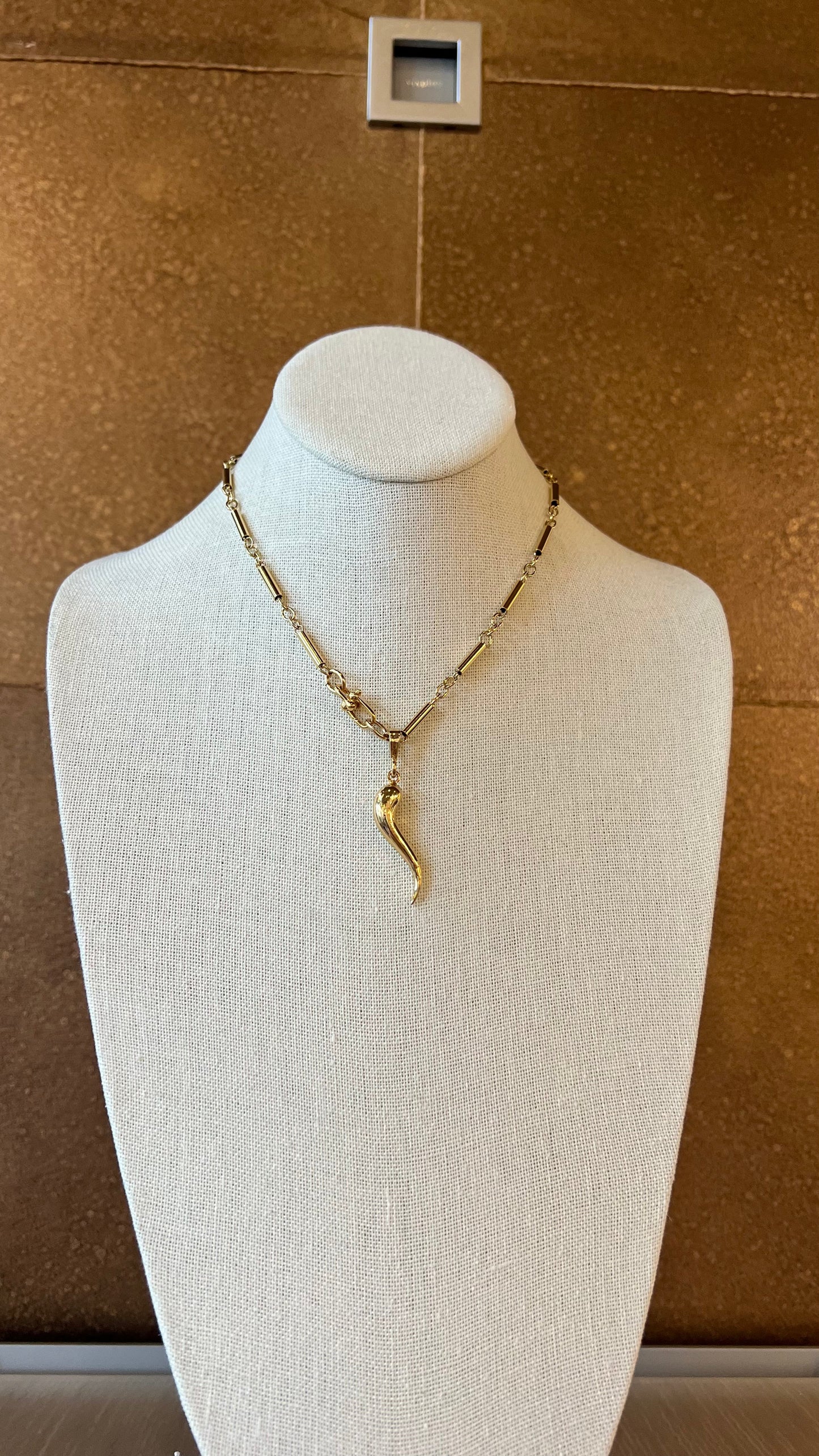 Swoosh Pendant Necklace