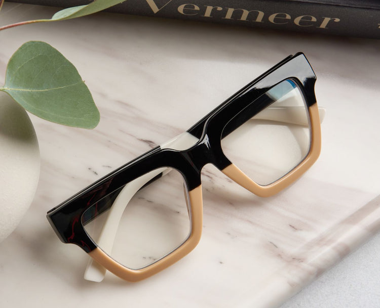 Take a Bow - Black/Tan