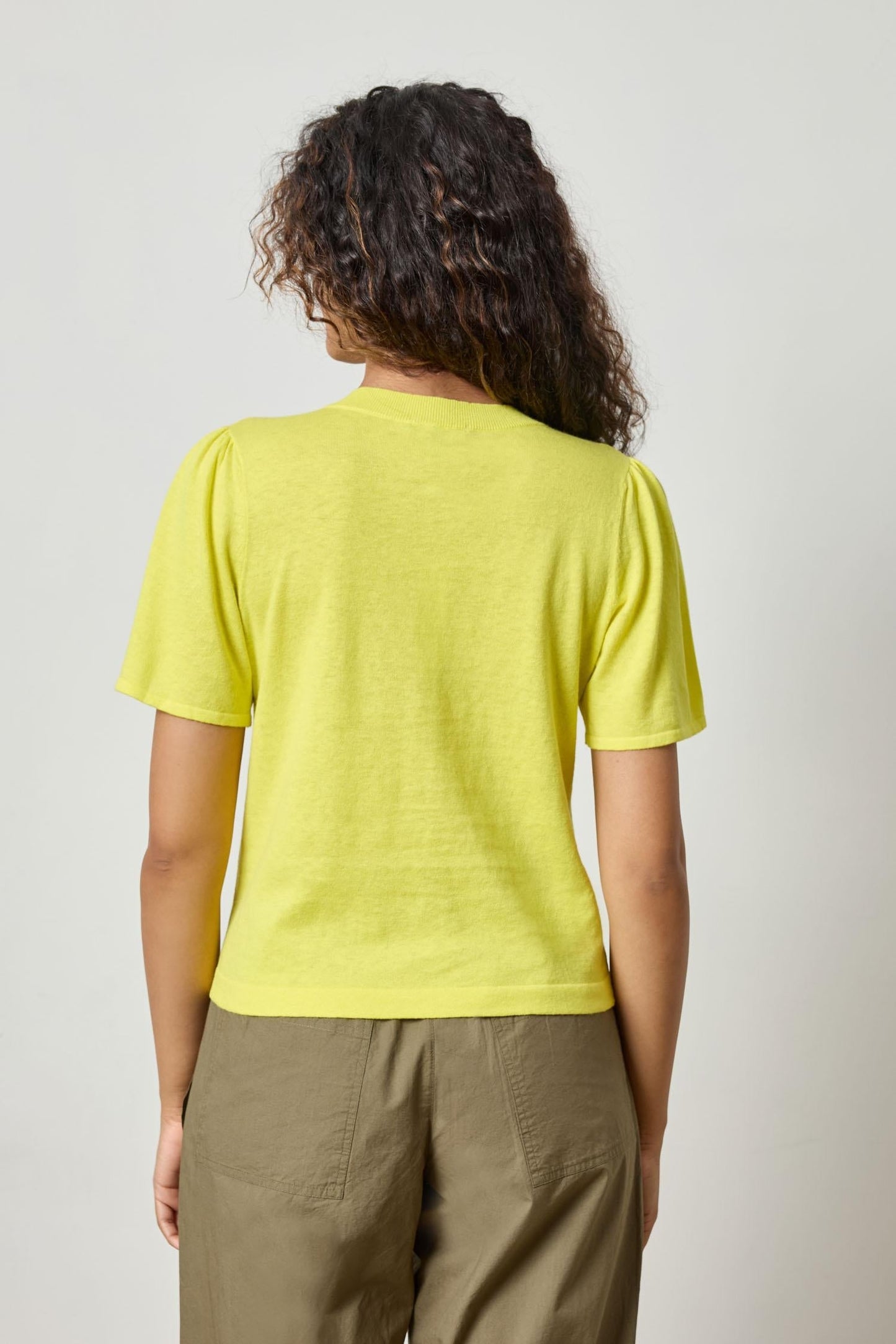 Short Slv Vneck Sweater